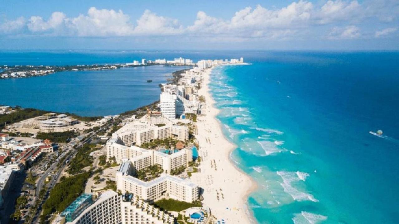 Cozy Ocean Front Penthouse At Marlin Beach Apartment Cancun Luaran gambar